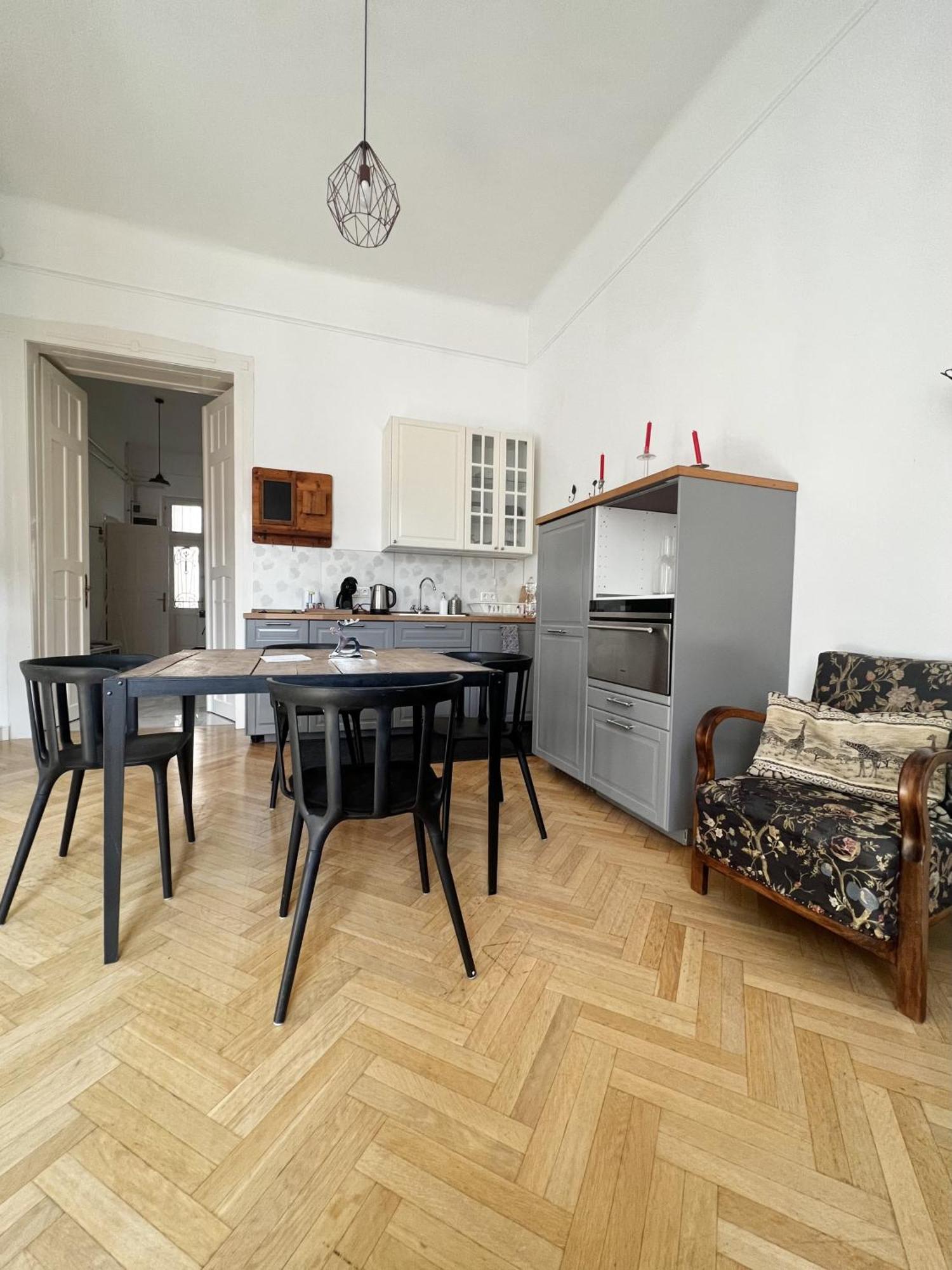 Bphomes Budapest Exterior foto